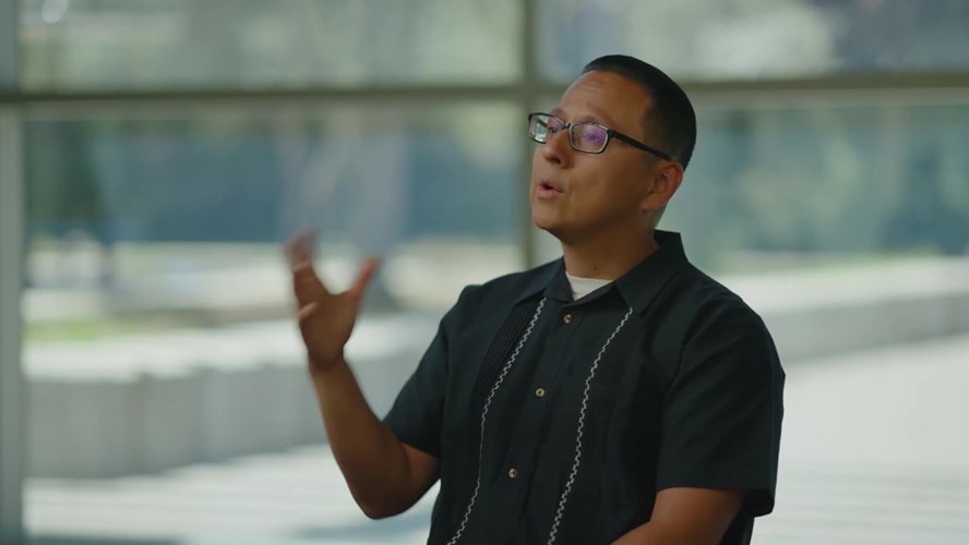 Los Rios (ARC): Meet Your Professor: Dr. Ricardo Caton